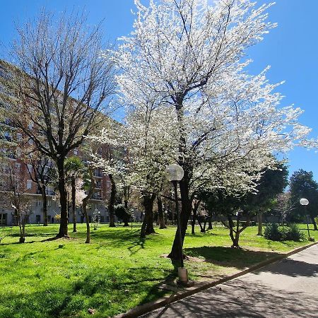 Giardino Sul Naviglio Apartamento Milão Exterior foto